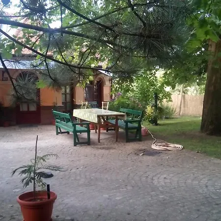 3 Platana Palic