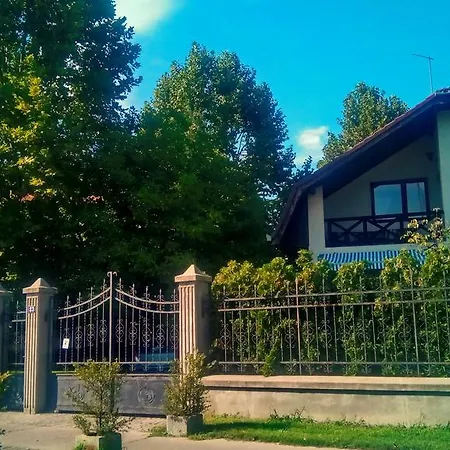 3 Platana Palic