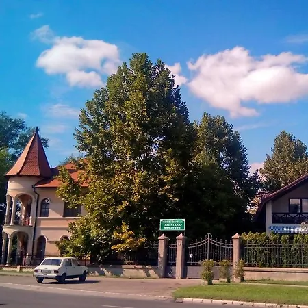 3 Platana בית אירוח Palić