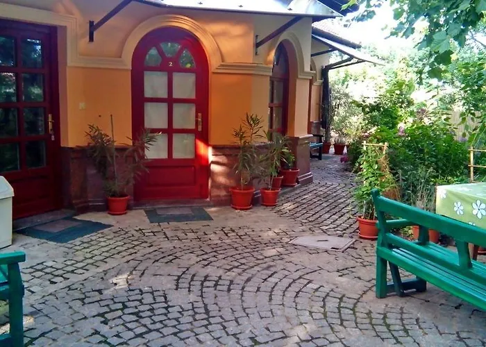 3 Platana Alloggio in famiglia *