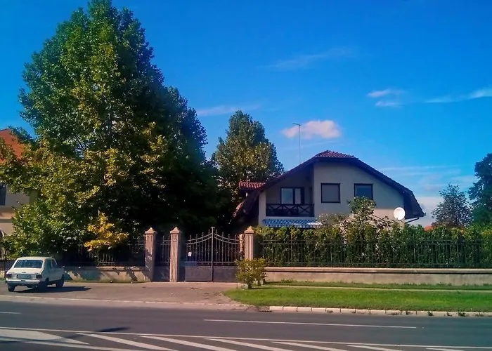 Alloggio in famiglia 3 Platana