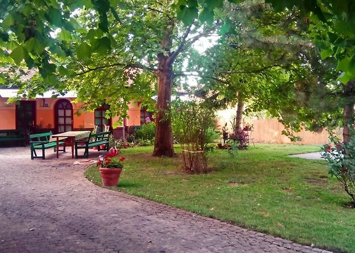 3 Platana Alloggio in famiglia *